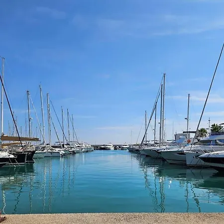 Studio Bord De Mer, Piscine Saint-Laurent-Du-Var * Saint-Laurent-du-Var