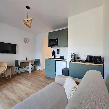 Apartment Studio Bord De Mer, Piscine Saint-Laurent-Du-Var Saint-Laurent-du-Var